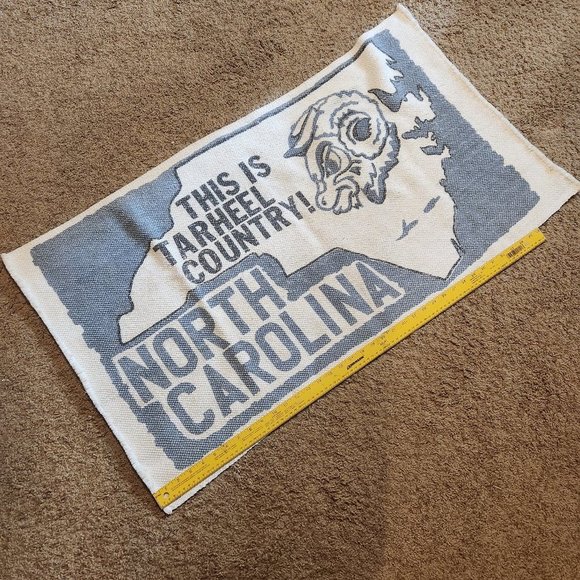 UNC Carolina Tarheel Tapestry - Ultimate Fan Must-Have in Iconic Tarheel Blue 🏀 - Picture 2 of 5